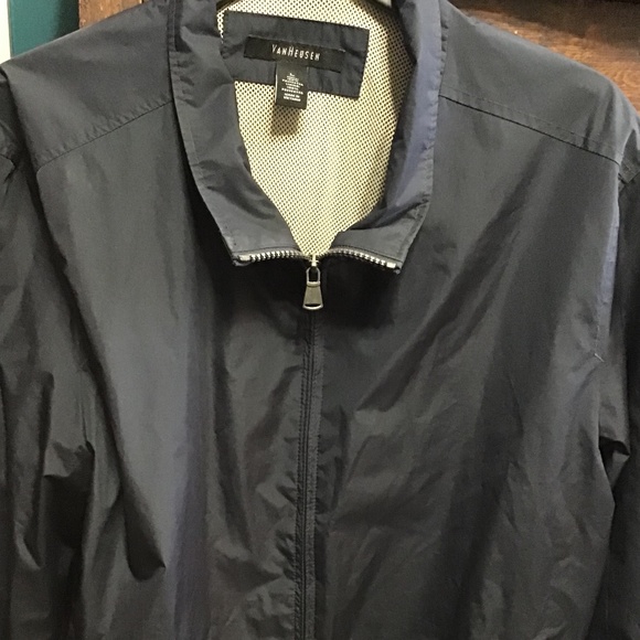 💚 3/$25 Van Heusen large black jacket with silver zipper - Picture 1 of 10